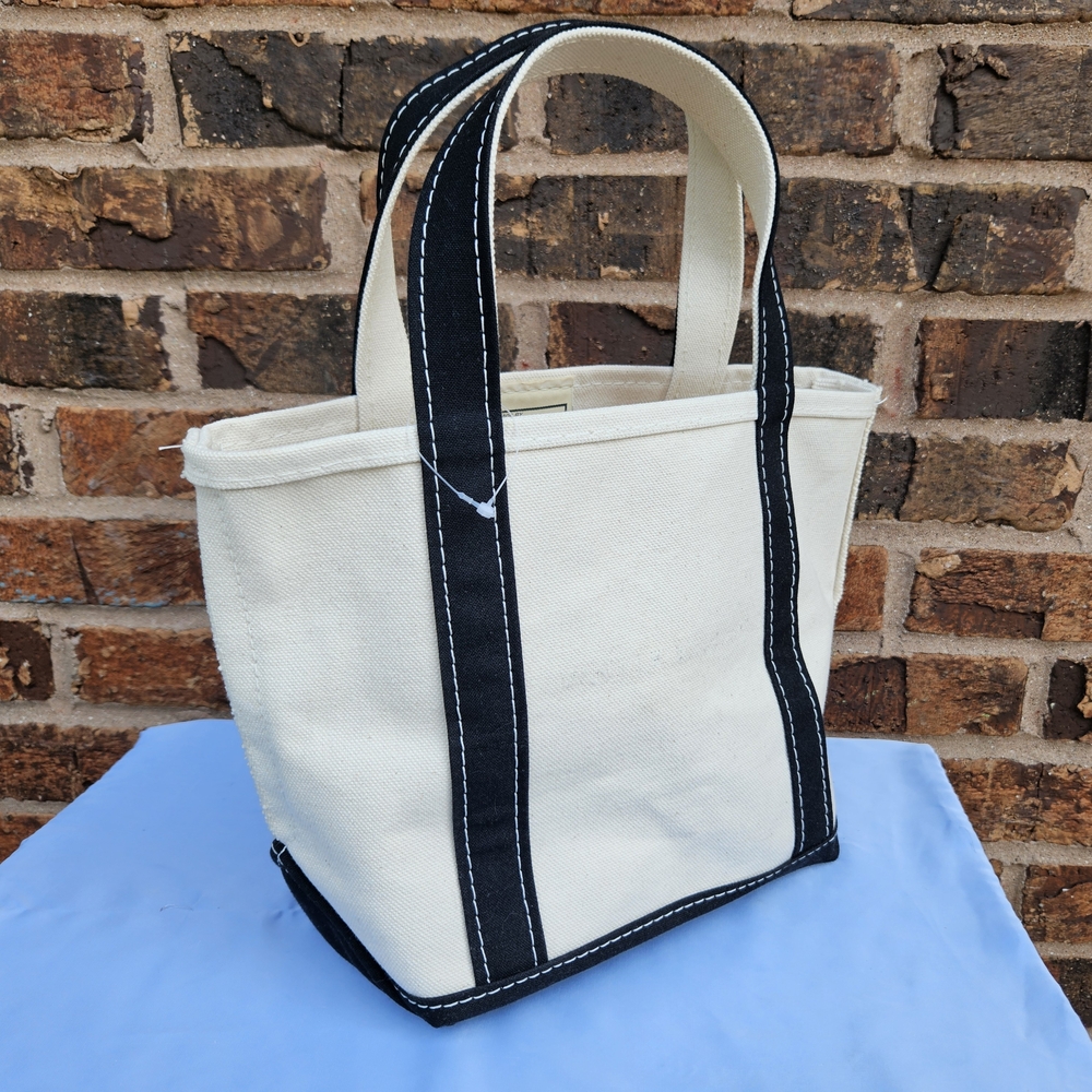 L.L. Bean Canvas Mini Boat and Tote, with Navy Accents. NWOT